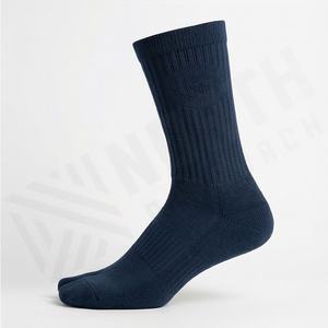 Calcetines de Yoga Premium con Dedos Separados, Diseño de Tiras en la Pantorrilla, Antideslizantes, para Pilates, Barre, Danza, Fitness, Color Personalizado - Product Image 3