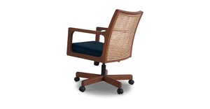 Chaise de bureau pivotante en teck massif de luxe avec dossier en rotin naturel et siège rembourré, mobilier de direction haut de gamme - Product Image 4