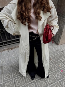 Premium Genuine Leather Fringe Handbag for Women – Vintage Boho Style Shoulder <b>Bag</b> with Tassels & <b>Studded</b> Detail - Product Image 6