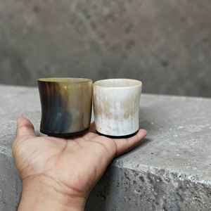 Porte-bougie de luxe en véritable corne de bœuf, meilleure qualité, fait main, décoration d'intérieur à prix avantageux - Product Image 1