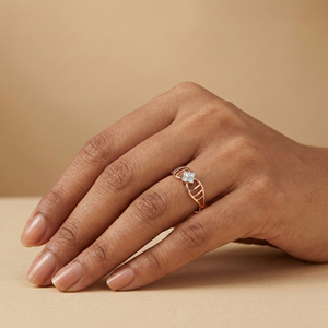 Anillo de Oro Rosa con Diamante Natural de 0.07 Quilates, Color H I, Corte Brillante Redondo, Diseño de Joyería Fina y Elegante - Product Image 1