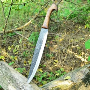Couteau de chasse personnalisé en acier carbone forgé à la main, lame à pointe tombante, manche en bois, lame fixe non réglable, usage extérieur - Product Image 1
