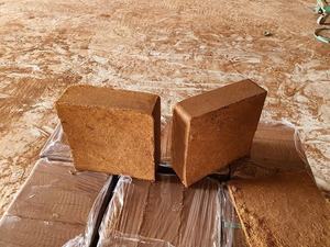 Sustrato de turba de coco de base de cultivo ecológico de Vietnam utilizado para el cultivo hidropónico y la mejora del jardín - Product Image 5
