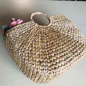 Bolso de Hombro de Mujer Tejido a Mano, Ecológico, Impermeable, de Jacinto de Agua, para Playa, Verano, Hecho en Vietnam, al Mejor Precio - Product Image 1