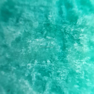 พลอยอะมาโซไนต์สีเขียวอมฟ้าธรรมชาติทรงหลังแบนคุณภาพสูงจาก Radha Arts พร้อมตัวเรือนเงินแท้ 925 สำหรับขายส่งเครื่องประดับ - Product Image 5