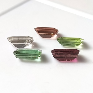 พลอยทัวร์มาลีนแซมเบียสีพาสเทลหลากสีธรรมชาติขนาด 6x9 มม. น้ำหนัก 8.80 กะรัต ทรงเหลี่ยมมรกต ชุด 5 เม็ด/คู่ พร้อมพลอยแซฟไฟร์ - Product Image 4