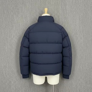 Veste courte matelassée à capuche pour femme, personnalisée, de haute qualité, chaude et épaisse, avec poches zippées, 90% duvet de canard blanc - Product Image 3
