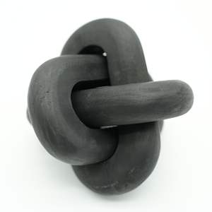 Cadena Decorativa de Madera Negra de 3 Eslabones Tallada a Mano, Modelo D0100H50NQX, para Estantería, Mesa de Centro, Decoración Elegante para Fiestas - Product Image 4