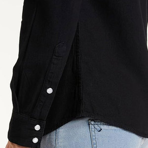 Chemise en jean en tissu durable avec boutons sur le devant et design pratique, chemise en jean élégante pour tous les jours - Product Image 6