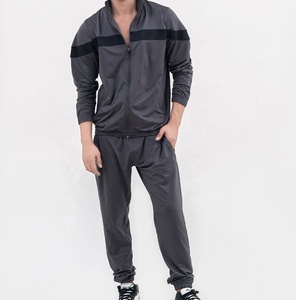 Chándal Cortavientos Personalizado para Hombre, Traje Deportivo de Invierno para Entrenamiento y Actividades al Aire Libre - Product Image 1