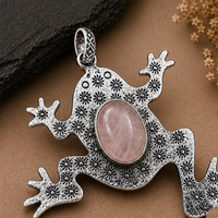 Pendentif grenouille en quartz rose enchanté, cristal naturel, collier fait main avec breloque en laiton, bijoux plaqués or/argent, serti clos ovale