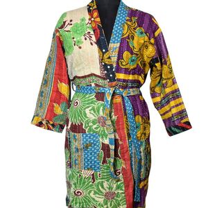Chaqueta de Estilo Vintage con Parches Acolchados, Bata de Algodón Kantha, Caftán Bohemio de Invierno para Mujer - Product Image 1