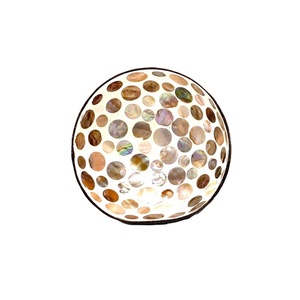 Lunarhandicraft Hot Sale Colorful Coconut Shell <b>Lacquerware</b> Bowl Handmade in Vietnam Great Choice for Your Home Decor - Product Image 5