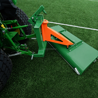 Aérateur de gazon artificiel AR100 1000 mm avec profondeur de travail de 35 mm pour terrains de sport synthétiques - Prix de dépôt