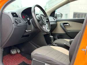 Volkswagen <span class=keywords><strong>Polo</strong></span> 1.6L Cross <span class=keywords><strong>Polo</strong></span> Automático Usado 2012 <span class=keywords><strong>2014</strong></span> 2018 2021 con Techo Solar, Aire Acondicionado Automático, Luces LED DRL, Autos de Segunda Mano de Alta Calidad - Product Image 4