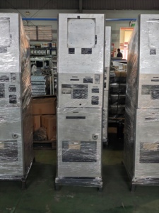 Armoire de kiosque en acier laminé à froid sur mesure pour distributeur automatique/terminal bancaire, avec revêtement en poudre antirouille et écran tactile - Product Image 2