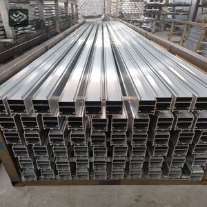 โครงอะลูมิเนียมอัดขึ้นรูปอุตสาหกรรม ซีรีส์ 6000 รุ่น T5-T6 สำหรับงานก่อสร้างเครื่องจักร CNW Aluminum - Product Image 1