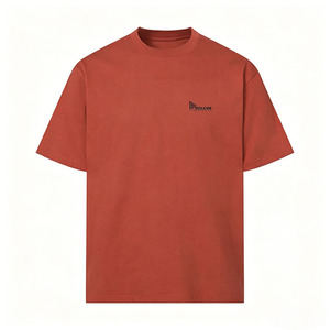 T-shirt rouge à manches courtes pour homme, coupe classique, col rond, jersey de coton, couleur unie, logo sur le devant - Product Image 1