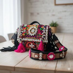 Bolso de mano tipo clutch de algodón con bordado de espejos en el hombro para mujer india, ideal para bodas, Ramadán, regalos de fiesta y eventos festivos. - Product Image 3