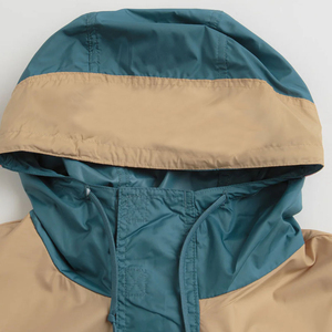 Veste coupe-vent d'hiver à capuche à faible MOQ, séchage rapide, haute qualité, respirante, imperméable, logo frontal - Product Image 2