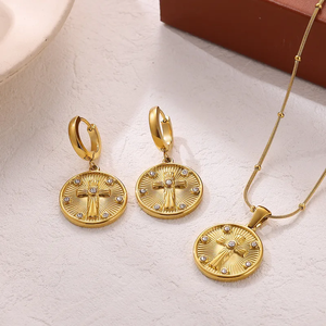 สร้อยคอรูปทรงเรขาคณิตสำหรับชุดเครื่องประดับ ทำจากสแตนเลส 304 ชุบทองคำแท้ 18K ความหนา 0.03µm ประดับด้วยเพทายบนสร้อยแบบกล่อง - Product Image 2