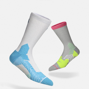 New Arrival Custom Logo Fashion Jacquard Men <b>Socks</b> <b>Breathable</b> Sports <b>Socks</b> for Basketball - Product Image 2