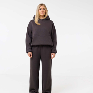 Survêtements pour femmes sur mesure à prix abordable pour le streetwear – Nouvelle collection de survêtements décontractés et tendance pour femmes, parfaits pour l'extérieur - Product Image 1
