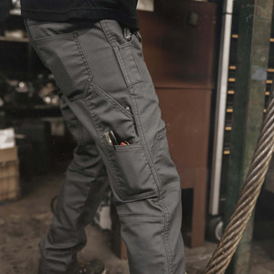 Pantalones de Trabajo Grises para Hombre, Pantalones Utilitarios de Algodón Resistentes a la Abrasión con Bolsillos para Uso Industrial - Product Image 2