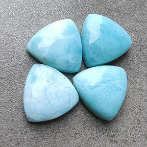 Larimar Natural AAA+ en Forma de Trillón, Cabujón con Reverso Plano, Calibrado, Gema Suelta | Disponibles en Todos los Tamaños - Product Image 4