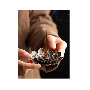 Porta Incienso Metálico Clásico Artístico, Herramienta Multiusos para Incienso en Barra, Ideal para Salas de Té - Product Image 2