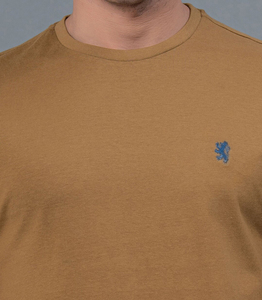 เสื้อยืดกีฬาผู้ชาย ผ้าฝ้าย 100% สีพื้น น้ำหนักเบา 200 กรัม แห้งเร็ว ระบายอากาศดี รับผลิตตามแบบ OEM สำหรับออกกำลังกาย - Product Image 5