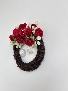 Corona de Rosas Rojas Románticas Hechas a Mano, Flores Decorativas de Ratán para Colgar en la Pared, para el Día de San Valentín, Redonda, Sin Iluminación, Paquete Individual - Product Image 4