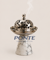 Brûleur à Bakhoor artisanal en marbre blanc et laiton, élégant Oud Mubkhar arabe, décoration d'intérieur au design moderne et écologique