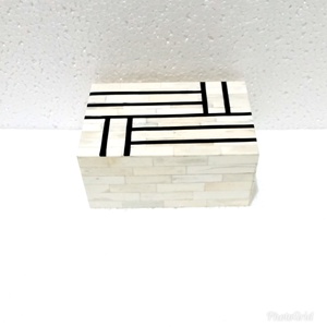 Caja de Joyería de Estilo Animal con Incrustaciones de Hueso Pulido Hecha a Mano para Decoración del Hogar por VINTAGE CRAFT - Product Image 5