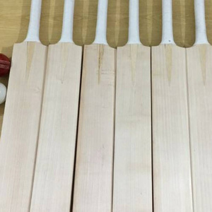 Bate de Críquet de Madera de Sauce Inglés, Estilo Clásico, Ligero, para Entrenamiento, Uso en Exteriores, Agarre Cómodo para Jugadores, Nivel Profesional, Listo para Partidos - Product Image 1