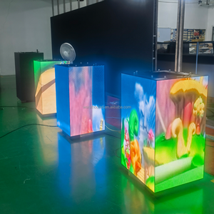 Écran LED intérieur à pilier carré Quatre angles de 90 degrés Longue <span class=keywords><strong>colonne</strong></span> carrée Forme du corps Affichage LED à poteaux droits Écran d'affichage à LED - Product Image 6