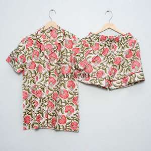 Conjunto de Pijama de Verano de Manga Corta para Mujer, Hecho a Mano, de Algodón, con Cuello, Estampado Floral, Elegante, para la Vida Diaria, Suave - Product Image 2