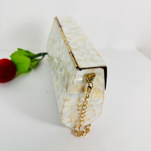 Moderno Vintage antiguo blanco Beige madre perla para Shell sobre Sling diseño escultura pulida bandolera Metal artesanías - Product Image 4