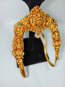 Joyería de templo Lakshmi de oro macizo de 22k, brazalete de oro amarillo auténtico, Bajuband Vanki, joyería nupcial tradicional del sur de la India para mujeres. - Product Image 2