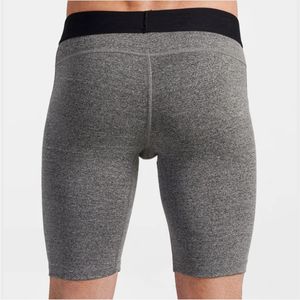 Shorts de compression pour homme gris - Coupe ajustée - Product Image 2