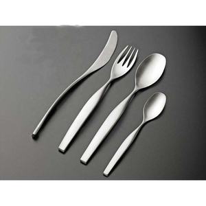 Vaisselle en acier inoxydable Simplicité Cuillère Couteau Fourchette Couverts Ensemble avec couteau de cuisine professionnel en argent Ensemble de couverts - Product Image 4