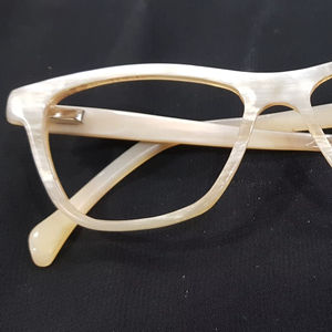 Monturas de gafas de cuerno de búfalo redondas, sólidas, elegantes, hechas a mano, de alta calidad, ecológicas, con montura completa, para uso diario, unisex, artesanía natural. - Product Image 1