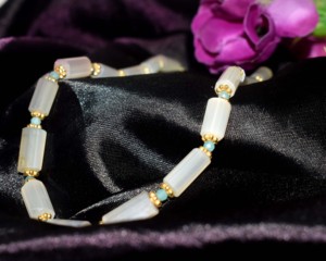 สร้อยคอลูกปัดทำมือหรูหราสำหรับผู้หญิง - Product Image 4