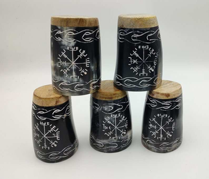 Gobelet à shot artisanal en corne de buffle naturelle polie, style Viking |   Cadeau de décoration écologique et vintage |   Gravure personnalisée - Product Image 6