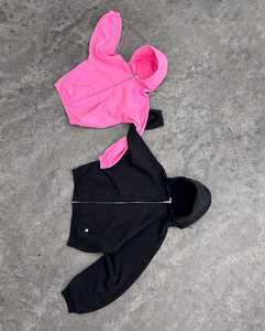 Nueva sudadera con capucha corta de algodón con cremallera y color personalizado, estilo urbano, con estampado personalizado. - Product Image 2