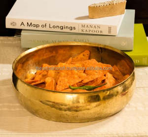 Cuenco de Latón Hecho a Mano, Decorativo, para Servir Frutas y Bocadillos, Acabado Pulido, Artesanía de Lujo para Fiestas - Product Image 4