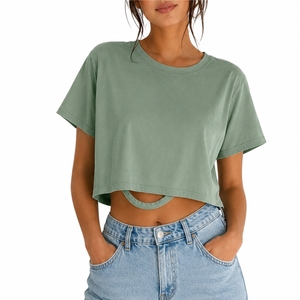 Top Corto para Mujer, Algodón Premium, Suave y Cómodo, Estilo Moderno, Ropa Casual de Verano, Colección de Tendencias, Look Urbano, Relajado - Product Image 3