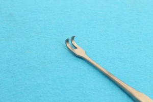 MayoMed HI-039 ISO Approved CE Certified 165mm Stainless Steel Tracheal Double Hook Wound Retractor Surgical <b>Instrument</b> Set - Product Image 2