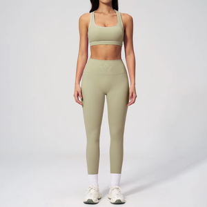 Conjunto de Yoga de 2 Piezas para Mujer, Top Corto con Espalda Cruzada y Cuello Cuadrado, Leggings Largos de Cintura Alta, Transpirables y Elásticos para Gimnasio y Fitness - Product Image 1