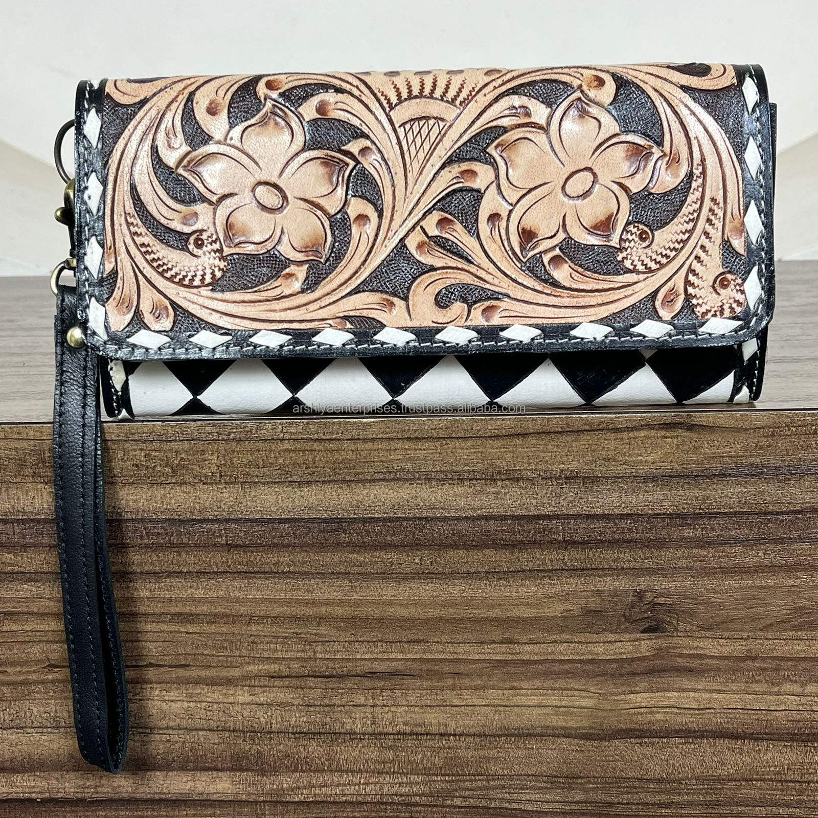 Black & White Checkered